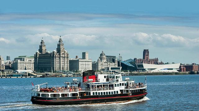 Boundless Social Breaks and Holidays Group: Mersey Ferries in front of the Liver Building